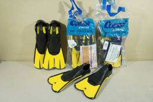 lot 77 image: 4 Pairs Cressi Agua Swim Fins -YellowBlack