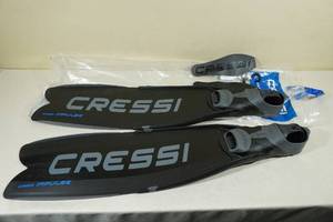 lot 93 image: Cressi-sub Gara Impulse Diving Fins -Size 7-8