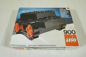 lot 108 image: Vintage Lego 900 Universal Motor Building Set