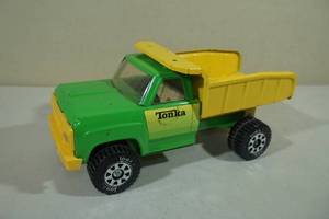 lot 122 image: Vintage Tonka Pick-up Dump Truck