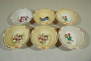 lot 125 image: Set of 6 Vintage Kelloggs Breakfast Bowls