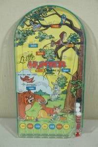 lot 127 image: Vintage Wolverine Toy Metal Tin Litho Little Hunter Marble Pinball Game