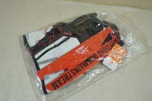 lot 144 image: USWE Pace Running Vest Hydration Pack -SmallMedium 2L