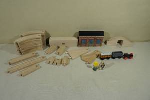 lot 162 image: Wood Toy Train Set