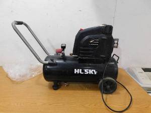 Husky  8G 150 PSI Hotdog Air Compressor
