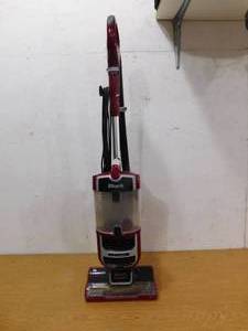 Shark  Navigator Lift-Away Self-Cleaning Brushroll Upright Vacuum
