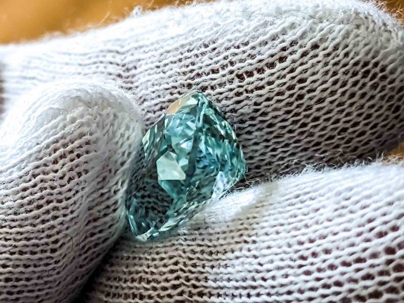 Impressive 14.27 Carat Natural Aquamarine Gemstone $7,135 Retail VIDEO