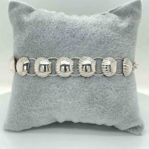Oceanic Treasure Sea Shell Open Circle Link Bracelet
