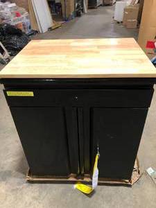 lot 1 image: Husky  Extra Wide Heavy Duty Welded 18-Gauge Steel 5-Drawer Garage Base Cabinet in Black (32 in. W x 33 in. H x 21.5 in. D) Customer returns review all pictures