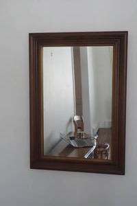 accent mirror