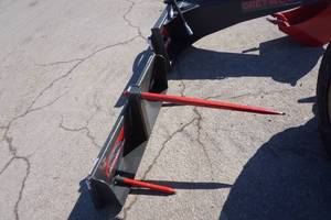 lot 26 image: Brand New Made In Minnesota Grey Wolf Bobcat Skid Loader Skid Steer Hay Fork Bale Mover Attachment