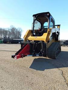 lot 18 image: Brand New Made In Minnesota Grey Wolf Bobcat Skid Loader Skid Steer Hydraulic TreePost Puller Attachment
