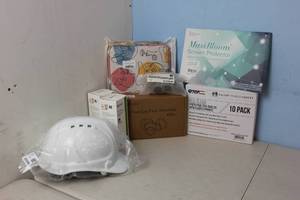 lot 226 image: Amazon Returns and Shelf Pulls - See Pictures