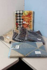 lot 238 image: Amazon Shelf Pull Window and Door Mat Combo