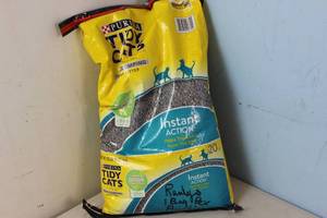 lot 373 image: Damaged Packaging Cat Litter