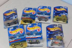 lot 378 image: 7 Hotwheels Cars
