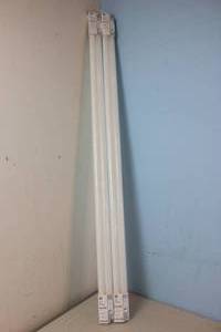 lot 109 image: NEW - GE General Electric - Lighting 66836 T8 32WT Utility LFL Bulb 66836