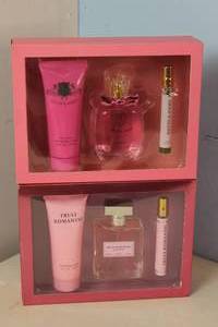 lot 213 image: 2 x Sandora Perfume Sets