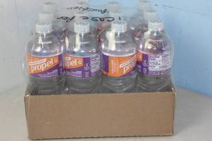 lot 318 image: 12 Bottles of Propel Lempon Blackberry Water