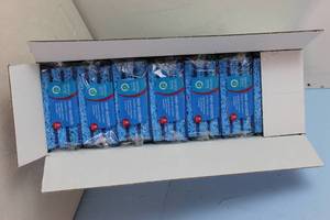 lot 323 image: 7 Packs of 6 Sponges (42 Total Sponges)