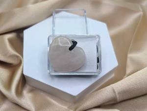 lot 601 image: Rose Quarts Gemstone Necklace