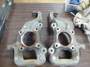 lot 18 image: 2 Steering Knuckles