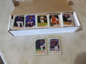 lot 53 image: 1991 Upper Deck Baseball Cards Complete Set