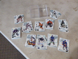lot 60 image: 2002-03 Upper Deck Mask Collection Hockey Cards