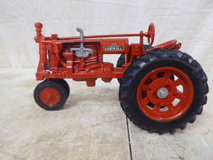 lot 96 image: McCormick-Deering Farmall F-20 Tractor