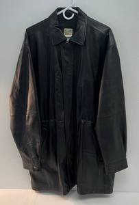 lot 18 image: Three Vintage Jackets Including TravelSmith Leather Jacket Size XL, Wilsons Leather M. Julian Corduroy Jacket Size M And C.C. Filson Co. Jacket Size M
