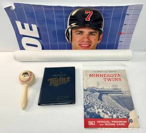 lot 55 image: Group Of Vintage Minnesota Twins Items Including Poster And More
