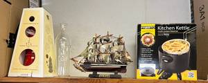 lot 112 image: Shelf Full Of Misc. Vintage Items