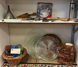 lot 164 image: Two Shelves Full Of Misc. Vintage Items