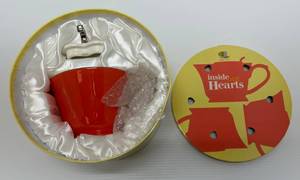 lot 214 image: 2010 Yedi Houswares Inside Out Hearts (Heart Shaped Teapot) NIB