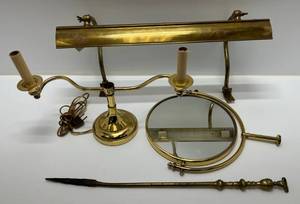 lot 215 image: Group Of Vintage Brass Lamps (Need Repair) Includes Vintage Brass Lighted Makeup Mirror And More