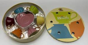lot 232 image: 2010 Yedi Houswares Inside Out Hearts 6 Cups And Saucers NIB