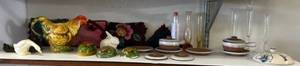 lot 274 image: Shelf Full Of Misc. Vintage Items