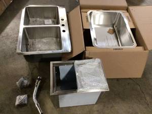 Mix lot of Stainless Steel Kitchen Sinks Customer returns Review all pictures