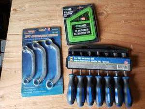 lot 64 image: Nut Drivers, Screw Extractors, Obstruction Wrenches