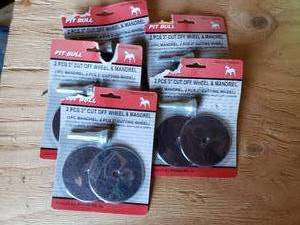 lot 121 image: Lot of 5 - 3 Cut off Wheel and Mandrel