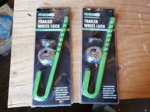 lot 125 image: Lot of 2 - Trailer Wheel Lock
