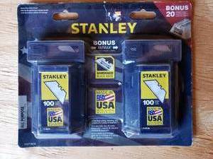 lot 127 image: Stanley Utility Blades