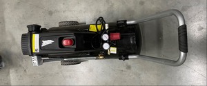 lot 107 image: Husky 8G 150 PSI Hotdog Air Compressor