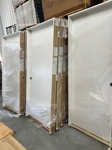 lot 121 image: BAYERBUILT - Factory Painted White - Modern Hollowcore 36 Flush Door - Right Hand Open