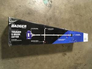 lot 19 image: WILD BADGER POWER  52 cc Gas 2-Stroke 2-in-1 Brush Cutter and String Hand Held Trimmer Customer returns Review all pictures