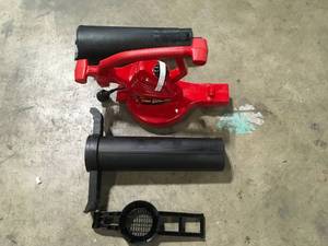 lot 27 image: Toro  Ultra 260 MPH 340 CFM Electric 12 Amp BlowerVacuumMulcher Customer returns Review all pictures