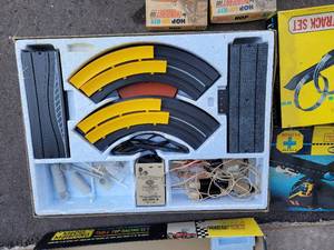 lot 28 image: Aurora Track Car Racing Set
