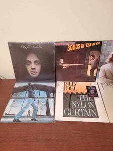 lot 33 image: 70s Song-Writer Rock