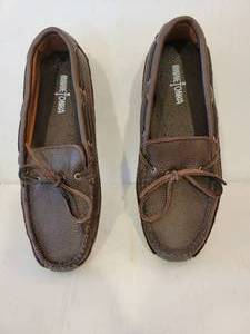 lot 9 image: Minnetonka Leather Moccasins (Size 11) Brand new