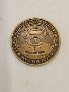lot 25 image: United States Marine Corps (Toys For Tots) Collectible Medallion